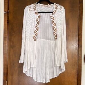 Soft Surroundings Medium Light Cardigan Type Piece Lots of Movement